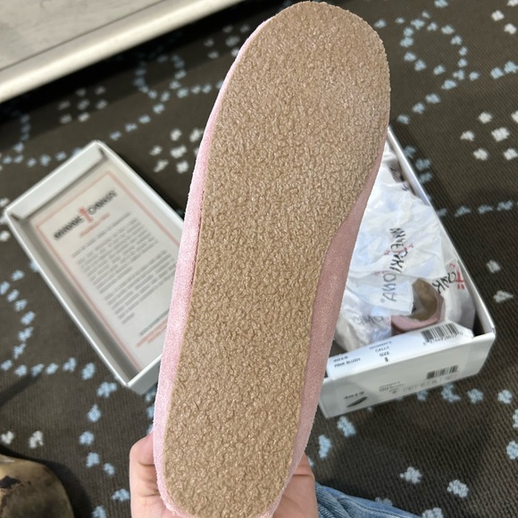 Minnetonka Moccasin Kilty Suede Slippers with Cozy Lining - Blush Pink - Picture 2 of 4